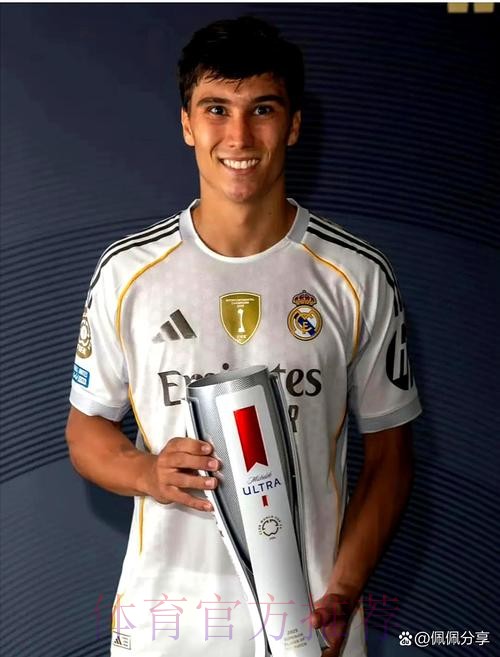 马卡:赫塔费考虑冬窗引进皇马前锋贡萨洛·加西亚 马卡:赫塔费考虑冬窗引进皇马前锋贡萨洛·加西亚